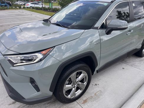 Used 2021 Toyota RAV4 XLE Premium AWD/4WD image 1