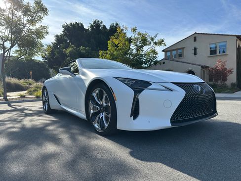 Used 2022 Lexus LC 500 Convertible image 12