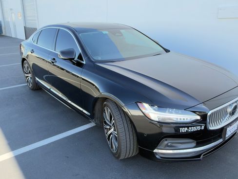 Used 2023 Volvo S90 B6 Plus image 5