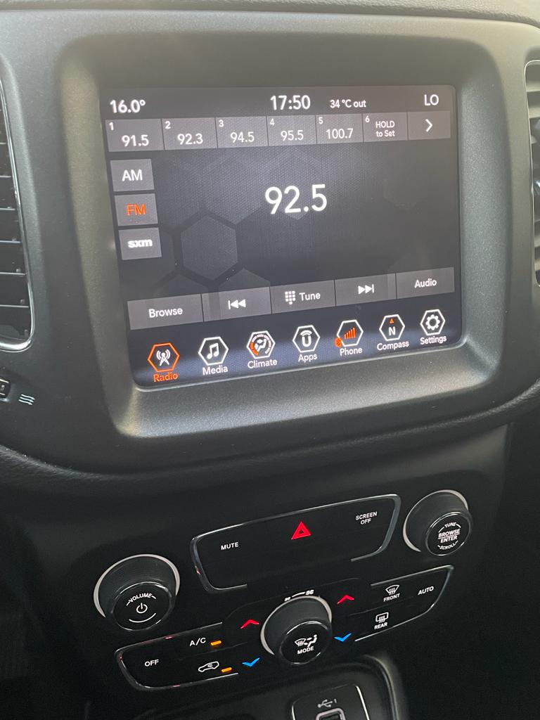 Used 2019 Jeep Compass Trailhawk AWD/4WD image 10