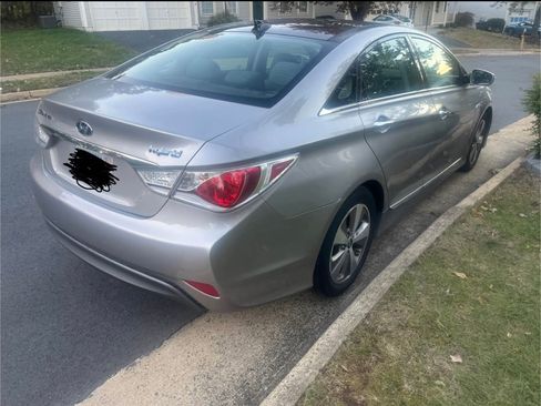 Used 2012 Hyundai Sonata Hybrid Sedan 4D w/ Ultimate Pkg image 5