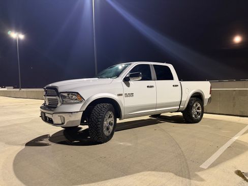 Used 2018 RAM 1500 Laramie w/ Convenience Group image 4