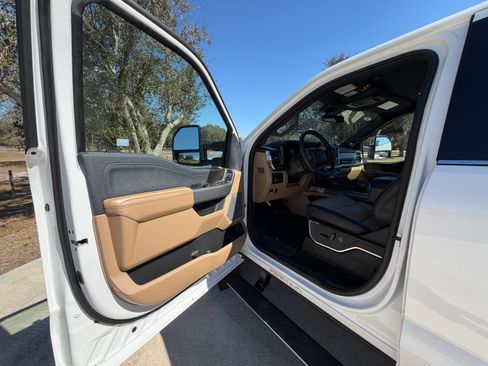 Used 2024 Ford F450 Lariat w/ Lariat Ultimate Package image 24