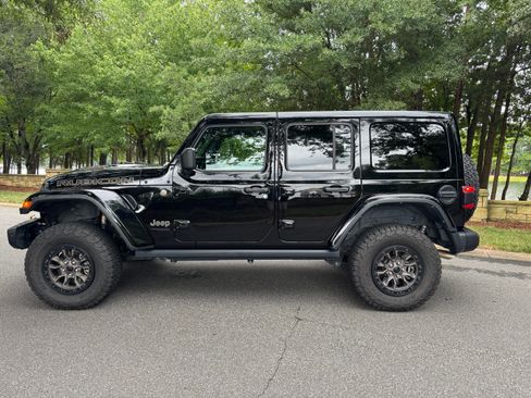 Used 2021 Jeep Wrangler Unlimited Rubicon AWD/4WD image 8