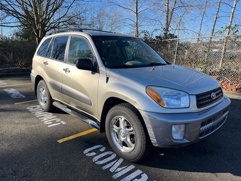 Used 2003 Toyota RAV4 2WD image 4
