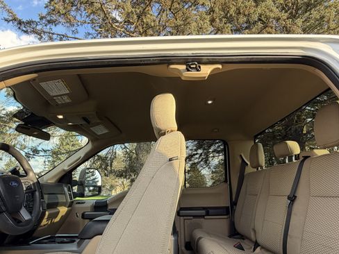 Used 2021 Ford F250 XLT w/ XLT Value Package image 11