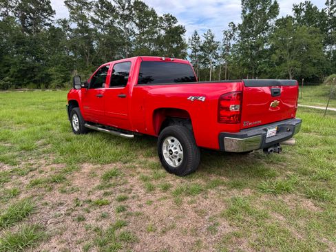 Used 2014 Chevrolet Silverado 2500 LT AWD/4WD image 8