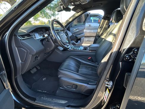 Used 2019 Land Rover Range Rover Velar S image 14