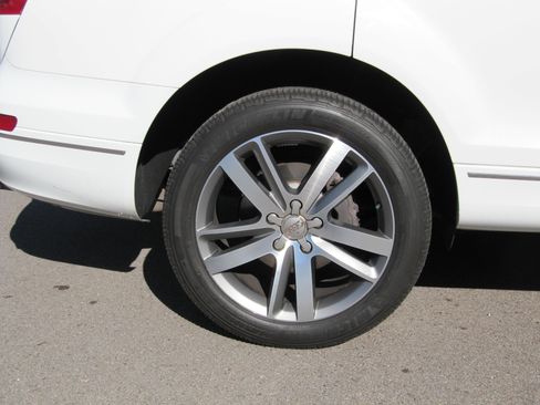 Used 2015 Audi Q7 3.0T Premium Plus image 6