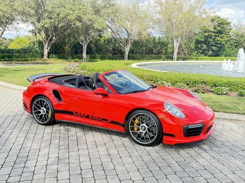Used 2017 Porsche 911 Turbo S image 6