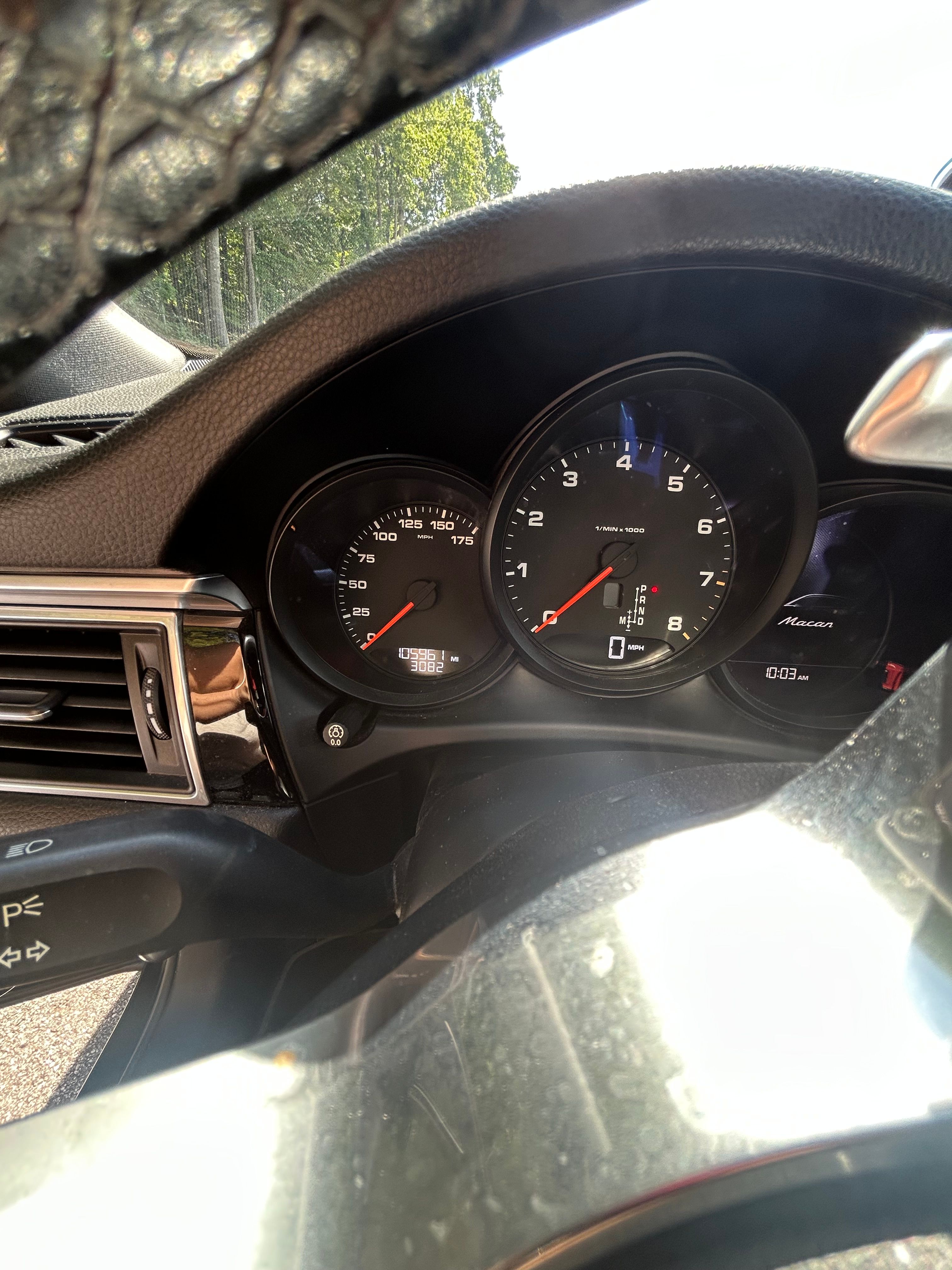 Used 2017 Porsche Macan AWD/4WD image 8