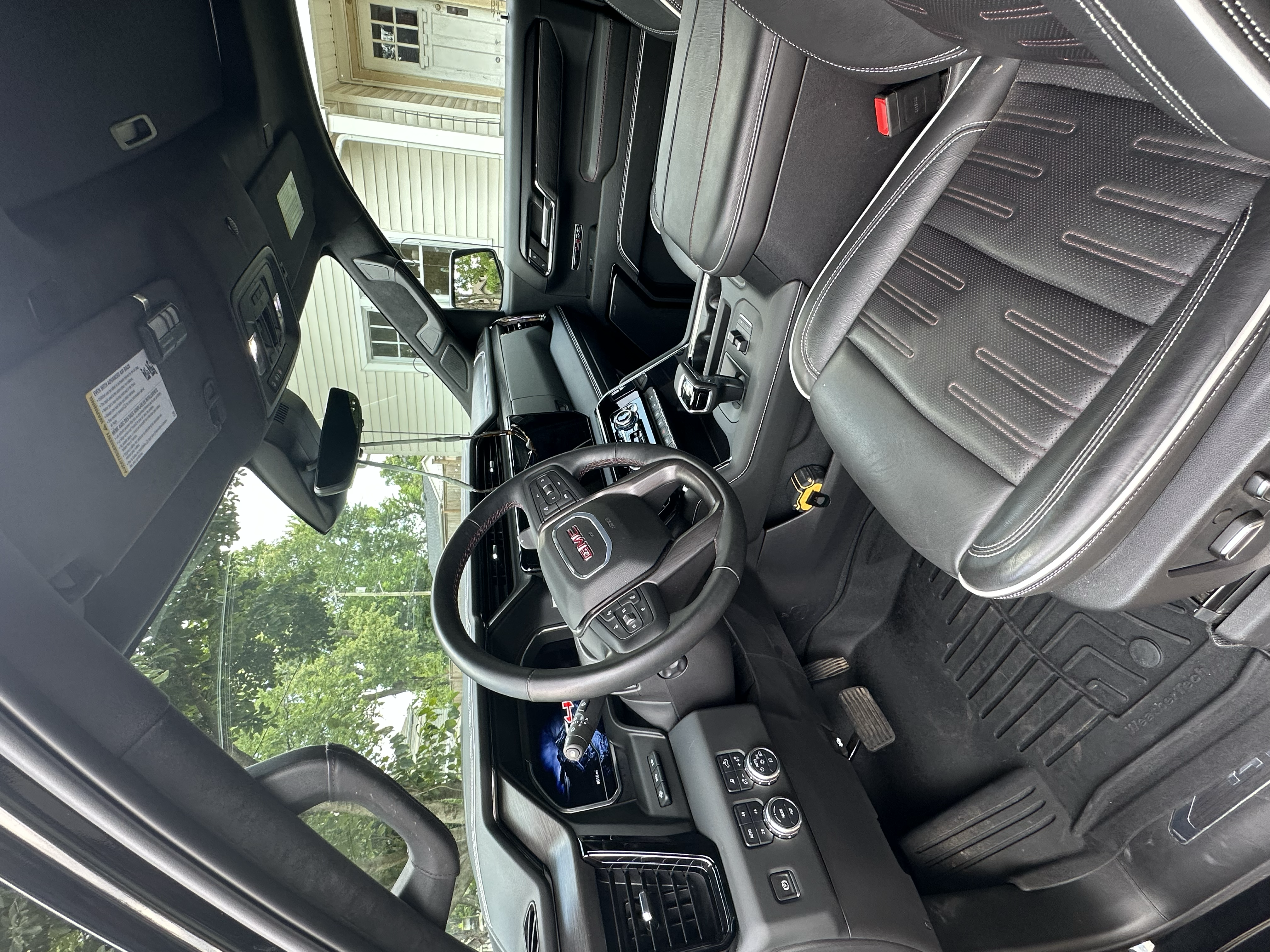 Used 2024 GMC Sierra 1500 AT4X AWD/4WD image 8