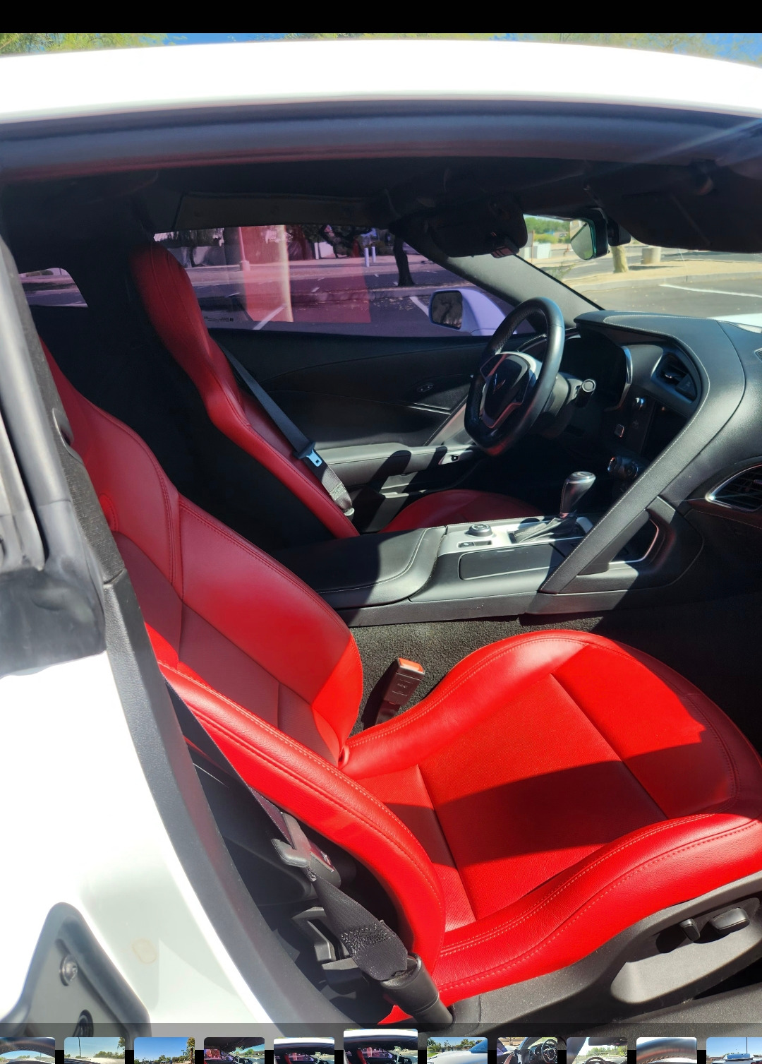 Used 2019 Chevrolet Corvette Stingray Coupe w/ 1LT RWD image 9