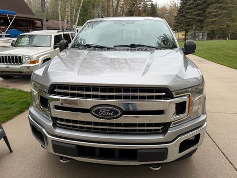Used 2020 Ford F150 XLT w/ Equipment Group 302A Luxury AWD/4WD image 2