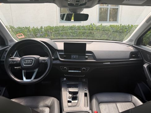 Used 2018 Audi Q5 Prestige w/ Prestige Package image 6