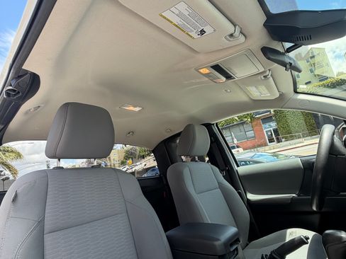 Used 2019 Toyota Tacoma SR RWD image 11