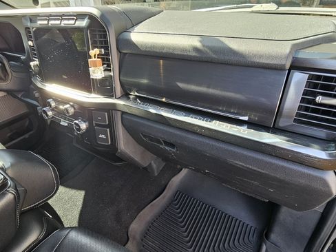 Used 2023 Ford F350 Lariat w/ Tremor Off-Road Package AWD/4WD image 18