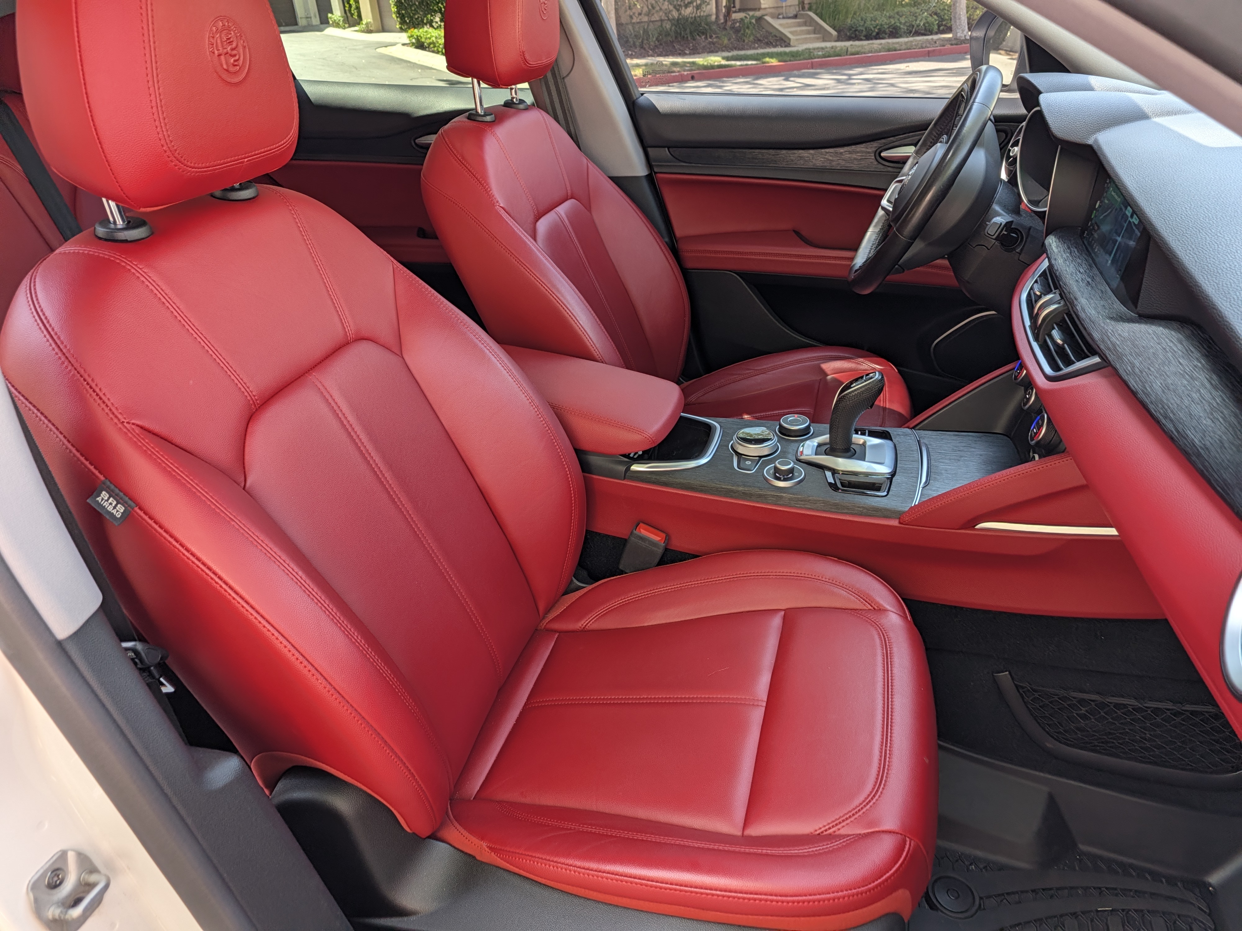 Used 2020 Alfa Romeo Stelvio w/ Nero Edizione RWD image 16