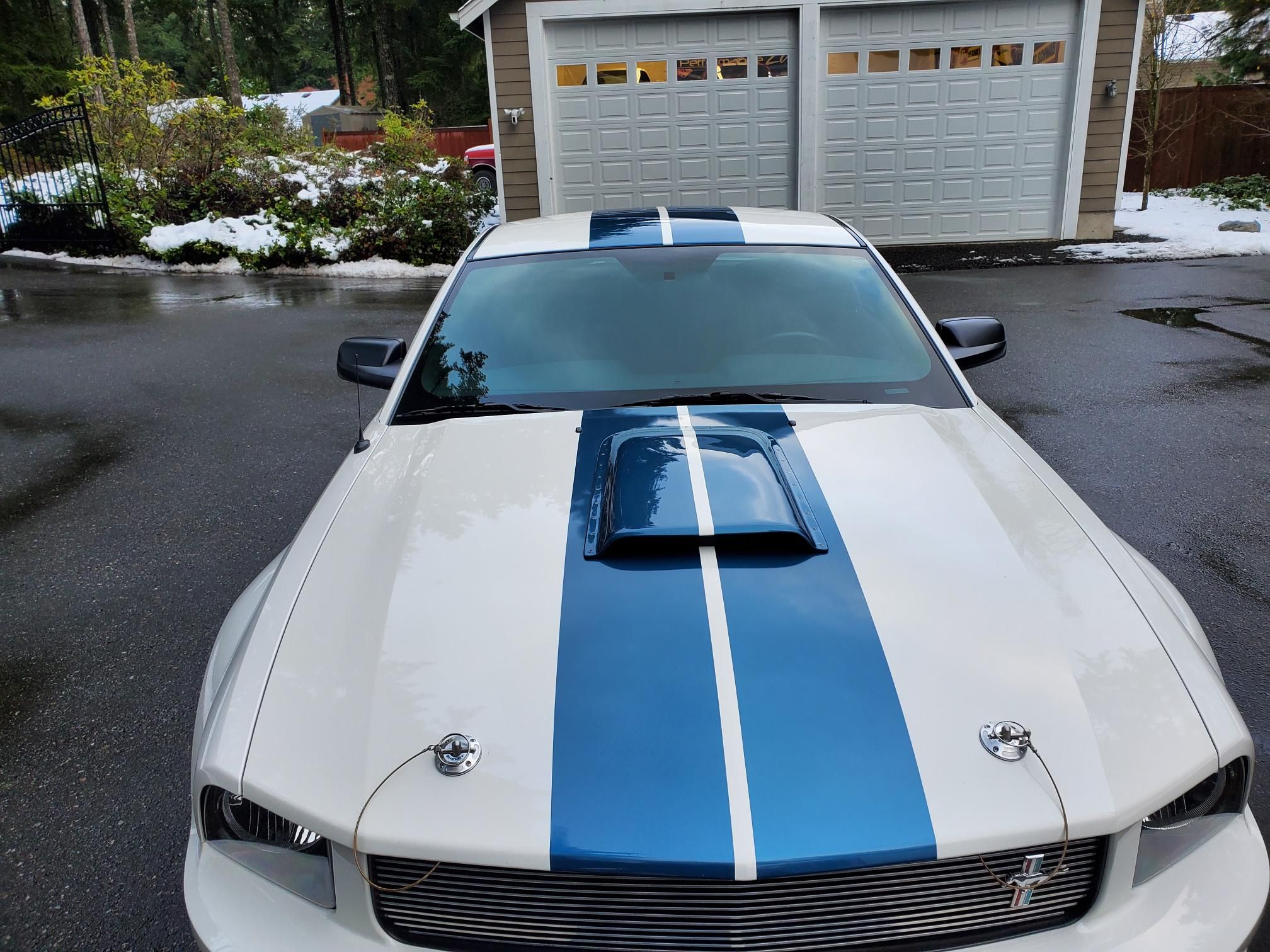Used 2007 Ford Mustang GT Premium RWD image 16