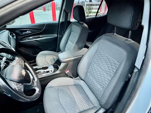 Used 2020 Chevrolet Equinox LT image 8
