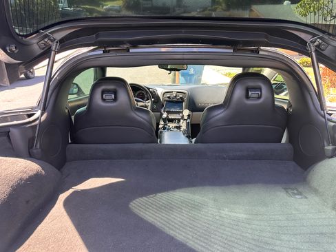 Used 2012 Chevrolet Corvette Z06 w/ 2LZ Preferred Equipment Group image 12