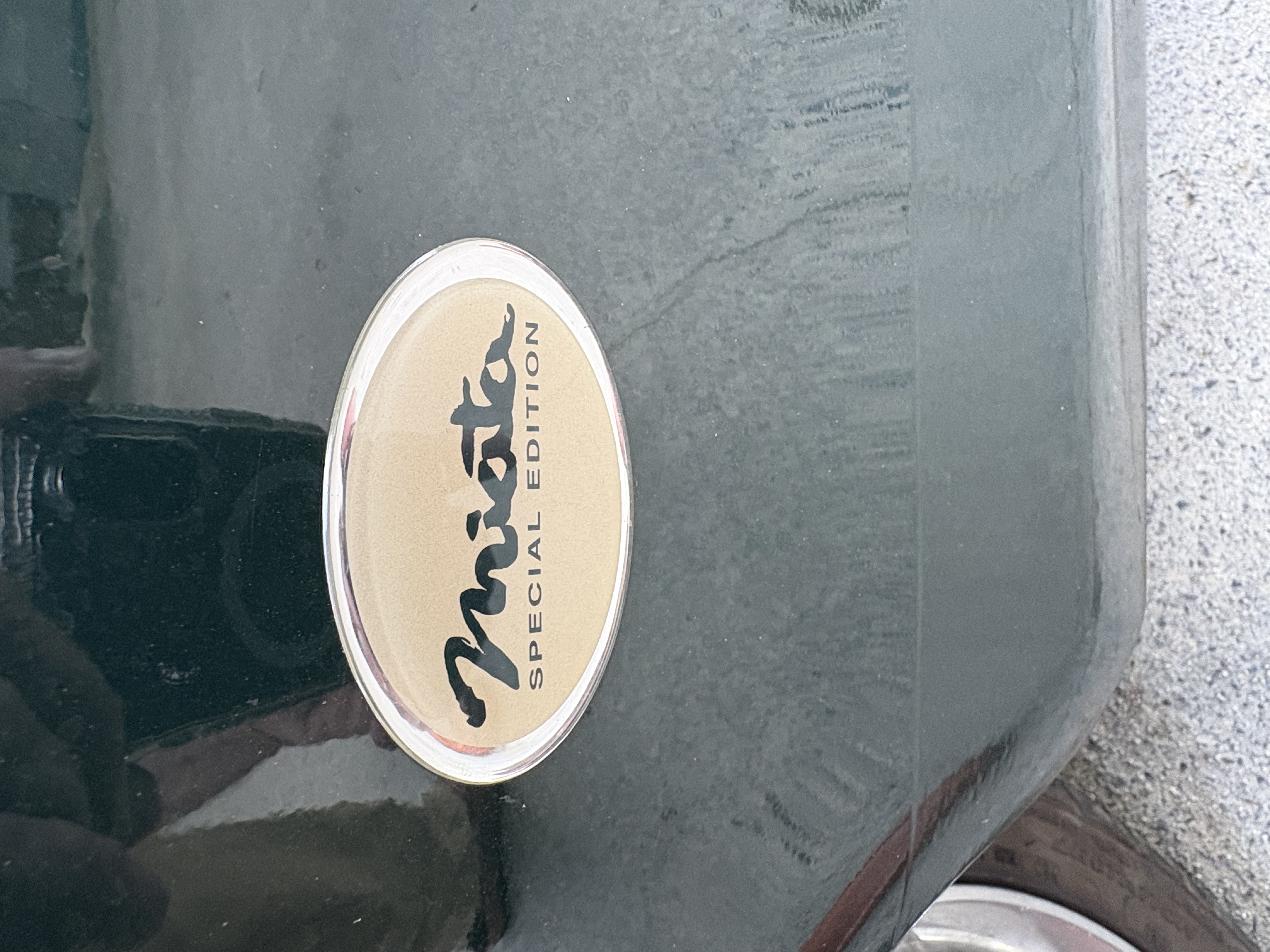 Used 2001 MAZDA MX-5 Miata RWD image 8