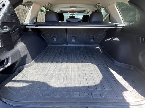 Used 2015 Subaru Outback 2.5i Limited AWD/4WD image 5