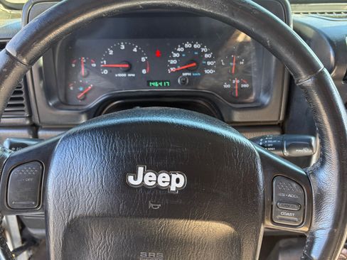 Used 2004 Jeep Wrangler 4WD image 14