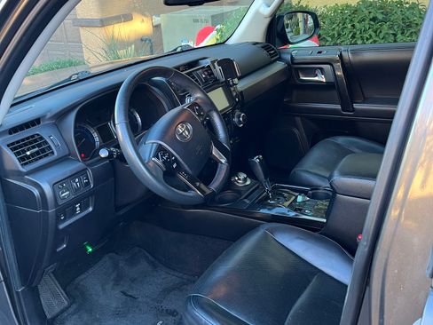 Used 2019 Toyota 4Runner Limited image 8