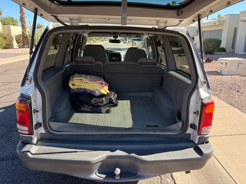 Used 2000 Mercury Mountaineer AWD V8 image 11