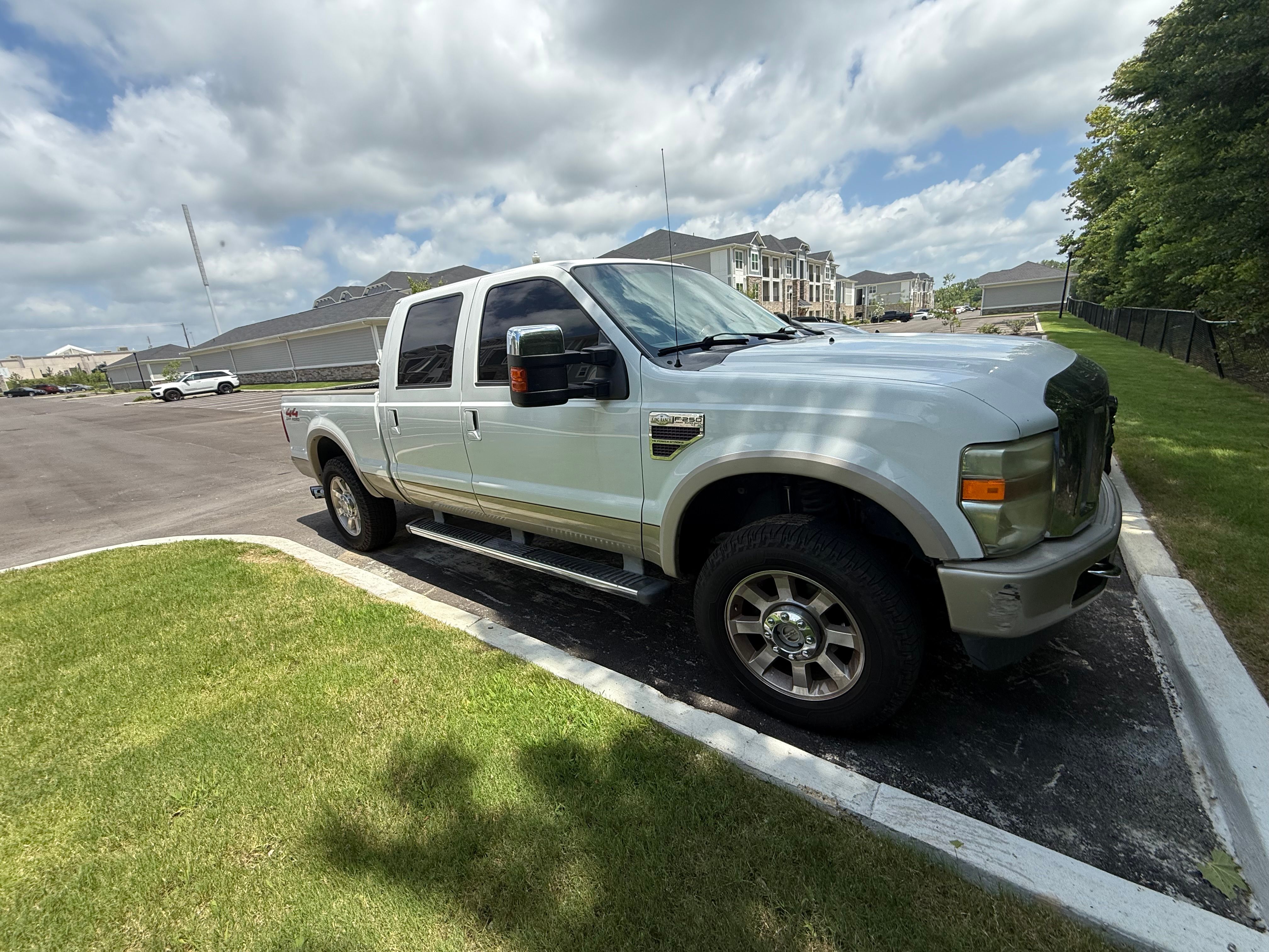 Used 2009 Ford F250 King Ranch AWD/4WD image 4