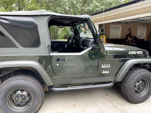 Used 2005 Jeep Wrangler X w/ Willys Edition Group image 29