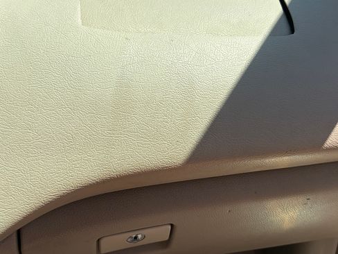 Used 2005 Lexus RX 330 FWD image 18