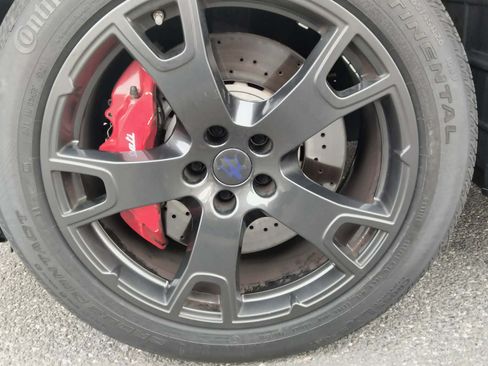 Used 2018 Maserati Levante S GranSport image 13