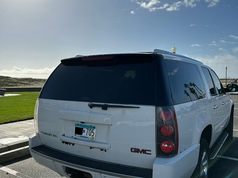 Used 2008 GMC Yukon XL Denali image 5