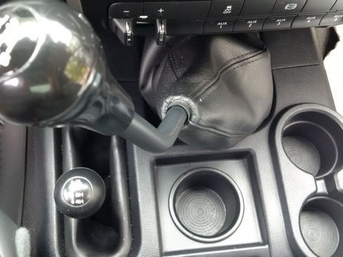 Used 2015 RAM 3500 Tradesman w/ Power & Remote Entry Group image 14