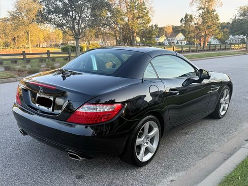Used 2015 Mercedes-Benz SLK 250 image 19
