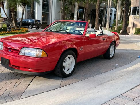 Used 1992 Ford Mustang LX RWD image 19