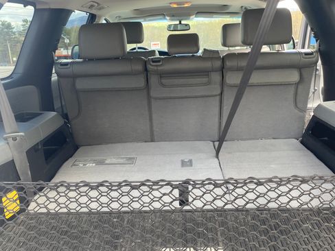 Used 2016 Toyota Sequoia Limited w/ Safety & Convenience Package AWD/4WD image 19