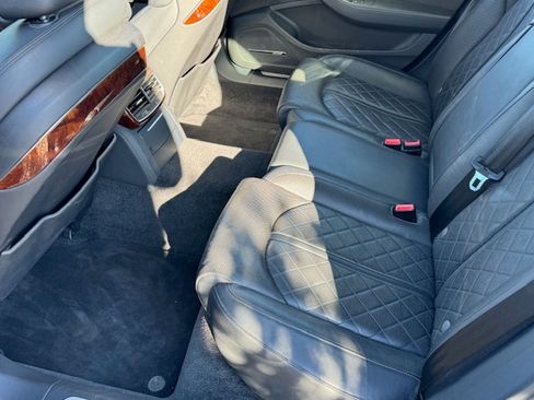Used 2014 Audi A8 L TDI image 11