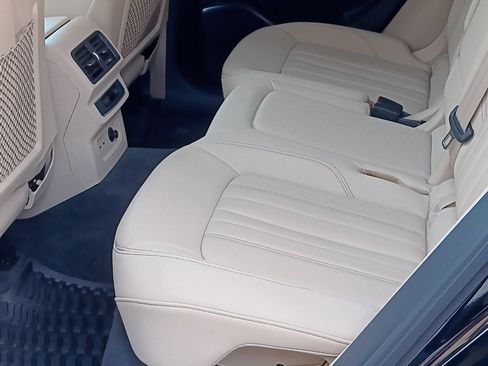 Used 2021 Audi Q5 2.0T Premium w/ Convenience Package image 12