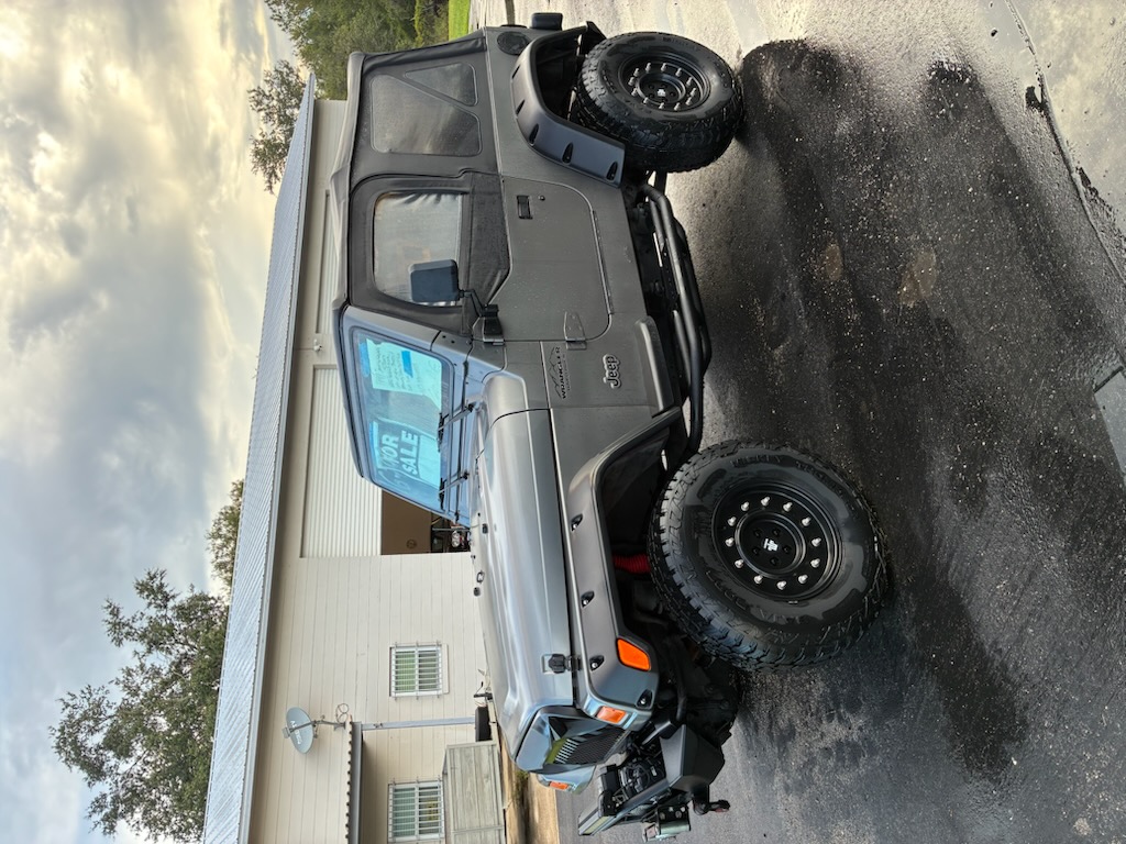 Used 1997 Jeep Wrangler SE AWD/4WD image 1