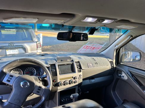 Used 2006 Nissan Pathfinder SE w/ (G01) SE Comfort Pkg image 11