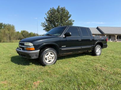 Used 2002 Chevrolet S10 Pickup LS w/ LS Preferred Equipment Group