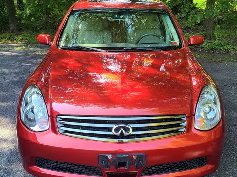 Used 2005 INFINITI G35 x Sedan image 1