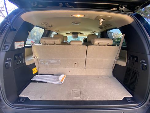 Used 2016 Toyota Sequoia Platinum image 11