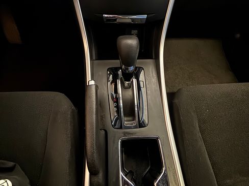 Used 2013 Honda Accord LX image 15