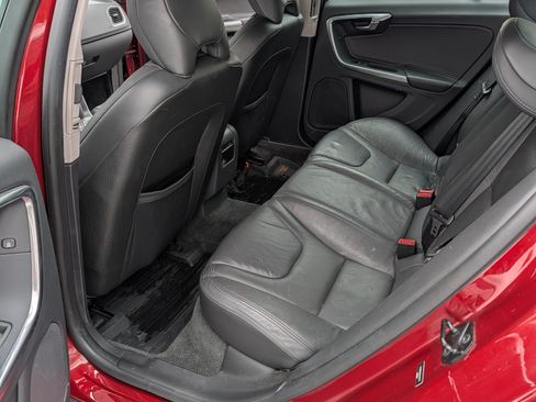 Used 2012 Volvo S60 T6 image 9