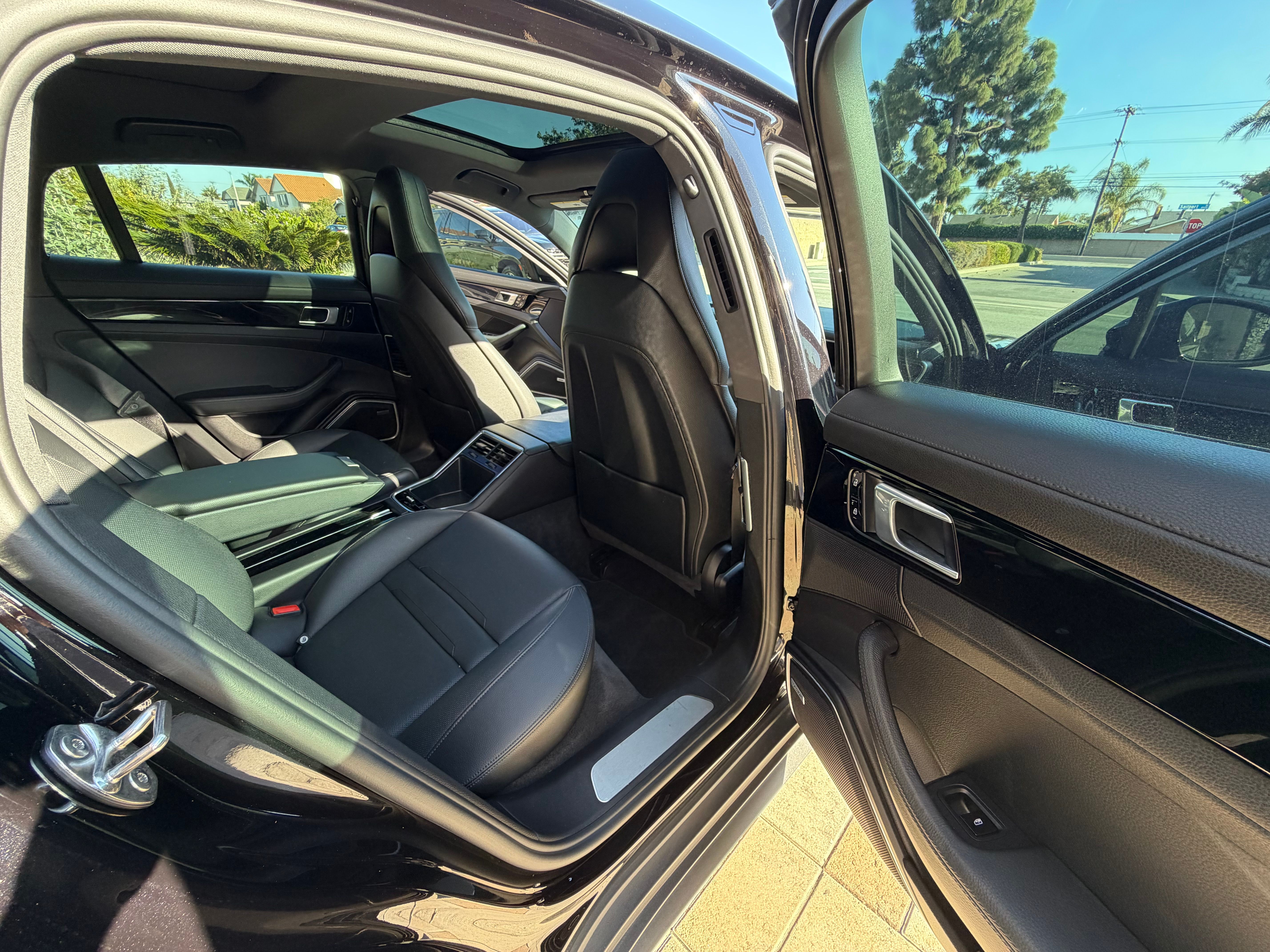 Used 2019 Porsche Panamera 4S AWD/4WD image 17