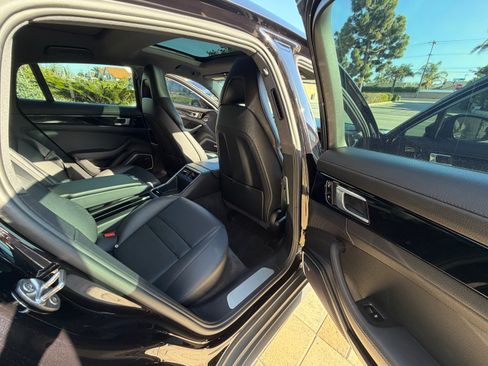 Used 2019 Porsche Panamera 4S AWD/4WD image 17